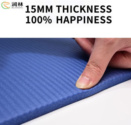 les couleurs multi de 10mm glissent non le yoga Mat For Floor Exercises de mousse de Nbr