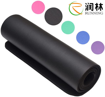 Le confort écument anti yoga Mat For Pilates Exercise de glissement de 10mm NBR