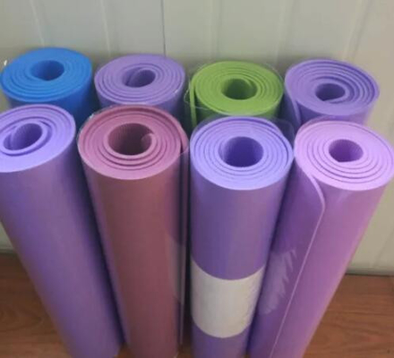 Yoga multifonctionnel Mat Comfortable For Sport Training de PVC