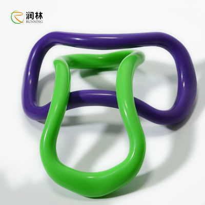 Le multiple colore l'anneau de forme physique de yoga de 11.5*23cm avec l'anti poignée de glissement de sécurité