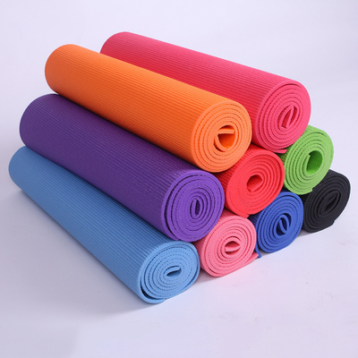 Yoga fait sur commande à haute densité Mat Label Private Various Sizes de PVC de logo écologique
