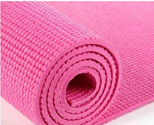 Yoga privé Mat Eco Friendly de PVC de matériel de forme physique de décapant 5mm 6mm