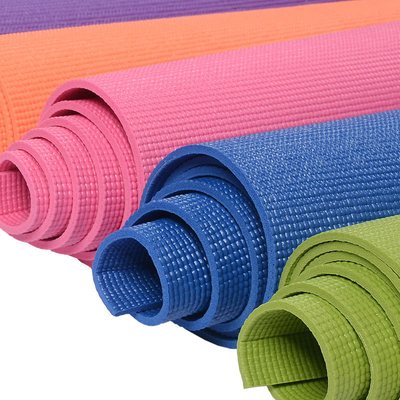 Yoga privé Mat Eco Friendly de PVC de matériel de forme physique de décapant 5mm 6mm